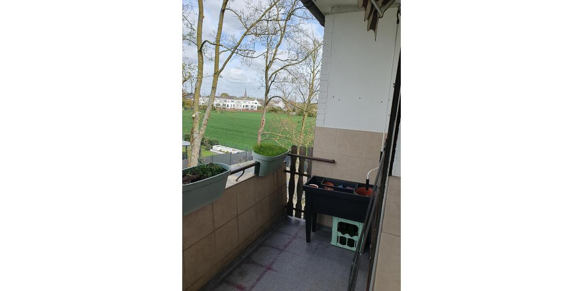 Etagenwohnung Mönchengladbach Ost - 4 Zimmer, 76 m&sup2;, 129.000&euro; | Angebot:27513356