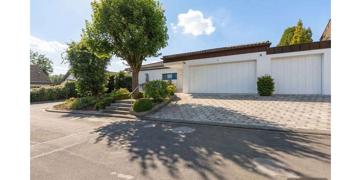 Einfamilienhaus Düsseldorf-Unterbach Unterbach - 5 Zimmer, 268 m&sup2;, 1.550.000&euro; | Angebot:26163324