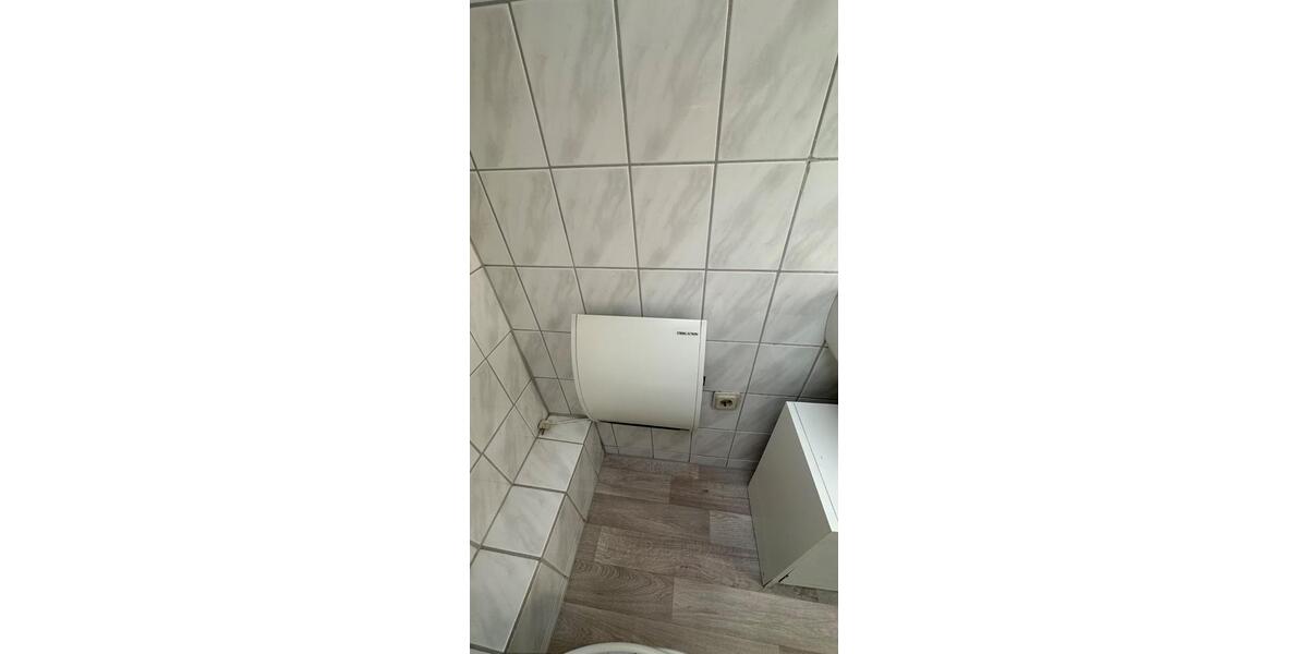 Dachgeschoßwohnung Neuss - 2 Zimmer, 50 m&sup2;, 520&euro; | Angebot:27549115