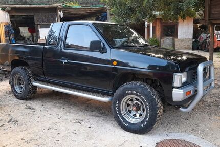 Nissan King Cab 239.862 km 8.500 &euro; Düsseldorf 40210
