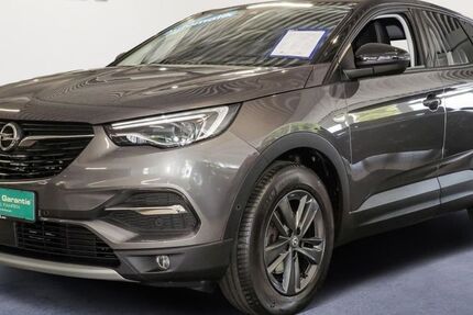 Opel Grandland (X) 92.035 km 14.999 &euro; Düsseldorf 40231