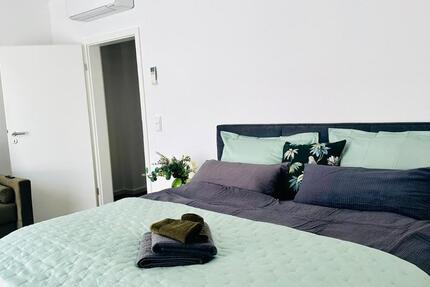 Wohnung Düsseldorf - 2 Zimmer, 62 m&sup2;, 1.364&euro; | Angebot:27547925