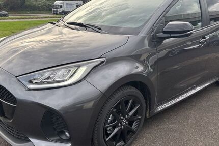 Mazda 2 Hybrid 4.687 km 23.671 &euro; Neuss 41464