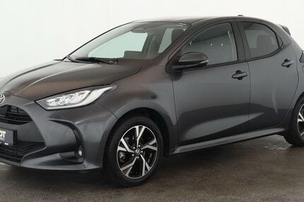 Toyota Yaris 29.300 km 21.384 &euro; Düsseldorf 40233