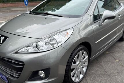Peugeot 207 60.500 km 6.750 &euro; Mönchengladbach - Odenkirchen 41199