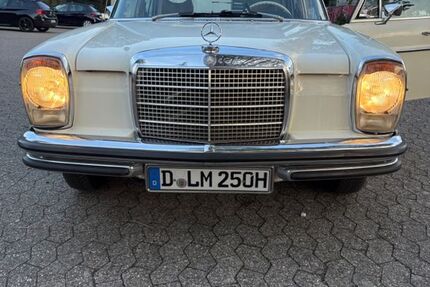 Mercedes-Benz 250 160.000 km 12.800 &euro; Düsseldorf 40599